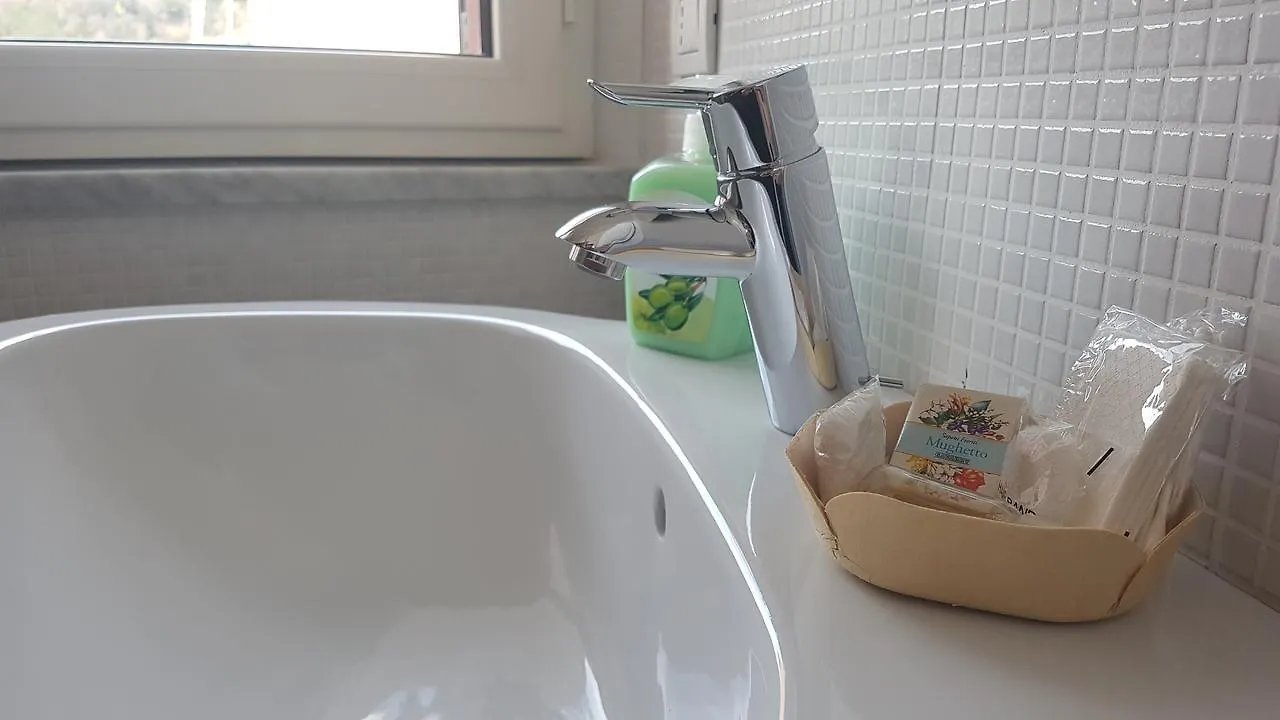 Welcoming House Apartment La Spezia