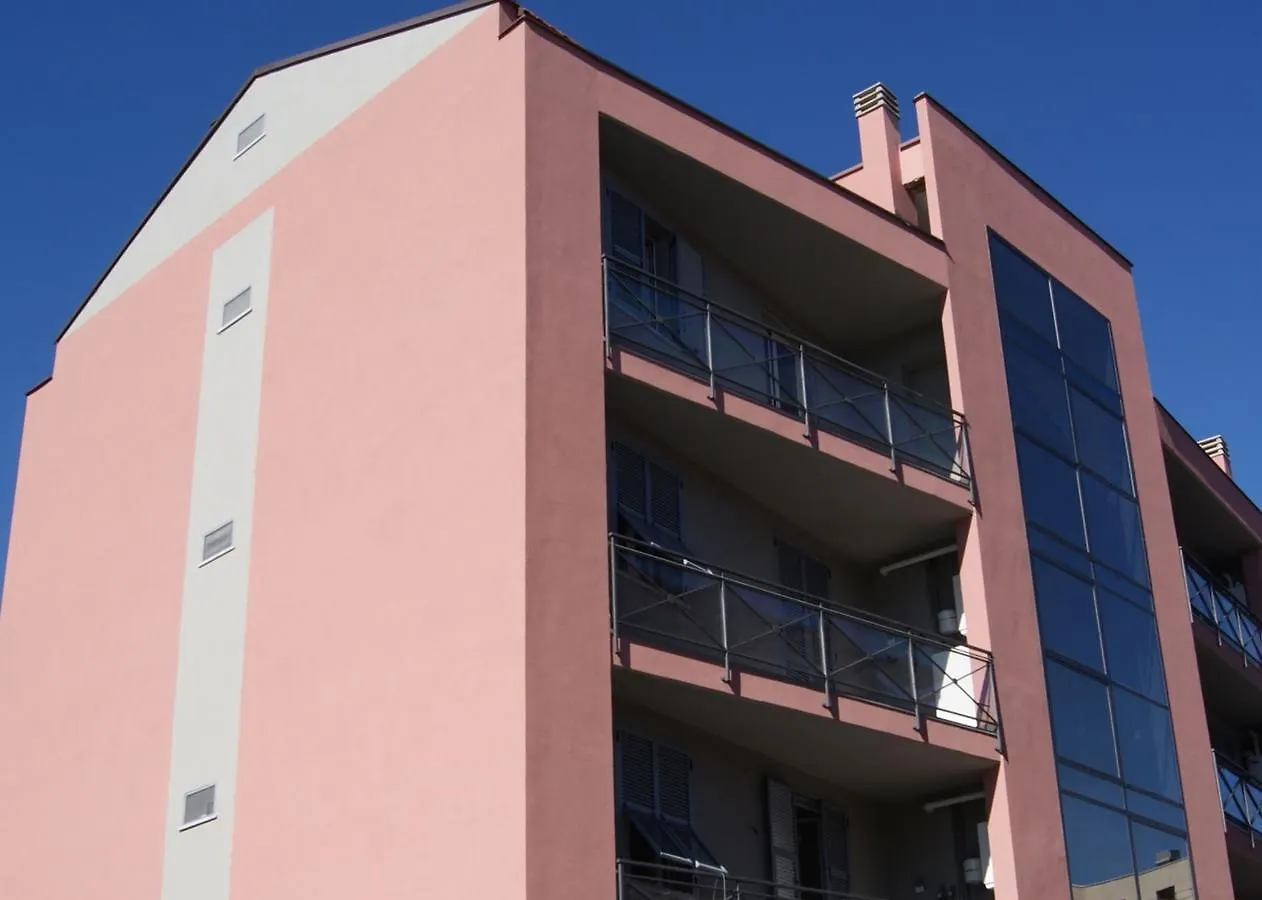 Welcoming House Apartment La Spezia