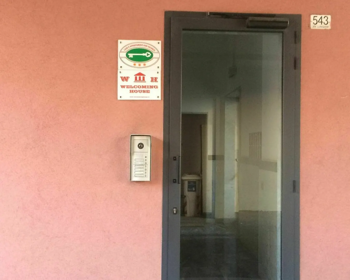Welcoming House Apartment La Spezia